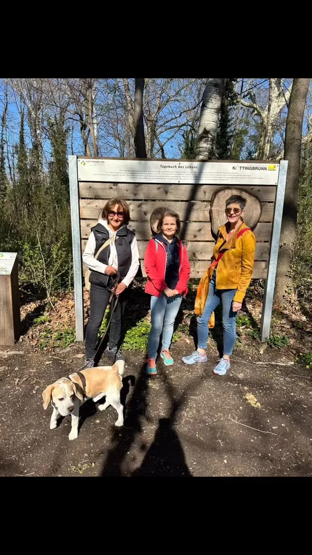 LLL-SCHNATTERSCHRITTE ☀️🌿

Wir verbinden Bewegung mit inspirierenden Gesprächen 🌳😃
Beim entspannten Spaziergang tauschen wir uns über verschiedenste Themen aus, genießen die Natur und tanken frische Energie – voller Leben, Lieben, Lachen 🌟

🌳 Mittwoch 16.4. ~ Treffpunkt 15 Uhr in Kottingbrunn 🤗

💥NEU am Mittwoch 30.4. 🌳 Treffpunkt 10 Uhr in Deutsch-Brodersdorf 🤗

Und jeden Sonntag um 15 Uhr in Wimpassing/Leitha 🌳🤗

Wer macht noch mit? 😃🤗😃🤗
Alle Infos auf unserer Website #linkinbio❤️ 
Anmeldung 💌 Email an
info@vereinlebenliebenlachen.at

#schnatterschritte
#gemeinsamstatteinsam💗 
#frauentreff #frauengemeinschaft #frauenunterstützenfrauen #frauenstärkenfrauen #vonfrauenfürfrauen #frauenfreundschaften #spaziergangimgrünen
